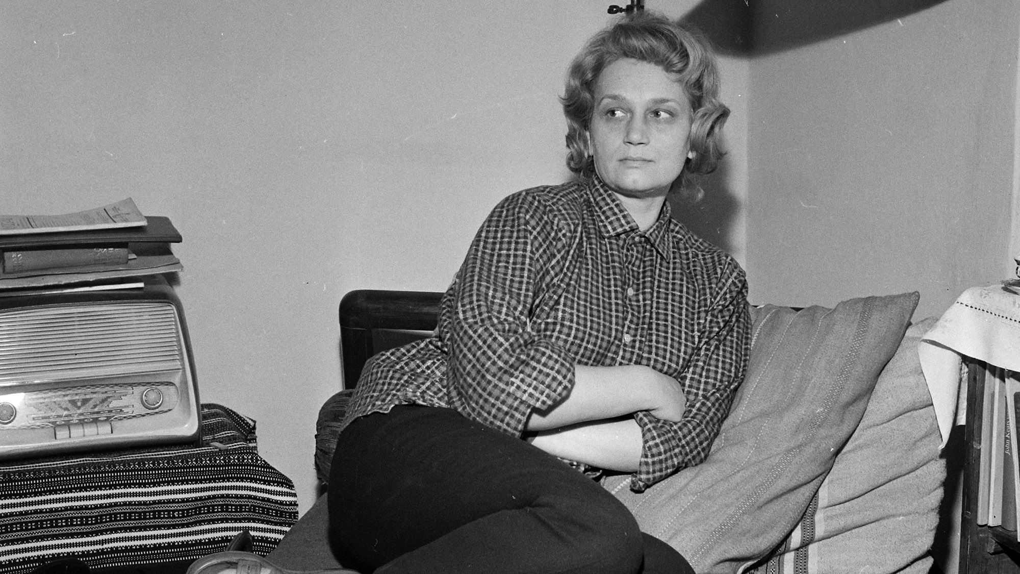 Nemes Nagy Ágnes költő budapesti otthonában 1964-ben. Fotó: Hunyady József / Fortepan Nemes Nagy Ágnes fortepan.jpg