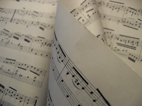 sheet-music-277277_960_720_pixabay