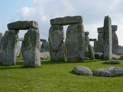 stonehenge.jpg