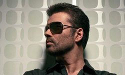 107247_normal_56381_george_michael_vissza.jpg