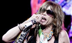 109330_normal_57042_steven_tyler_elismert1.jpg