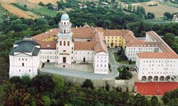 pannonhalma250.jpg