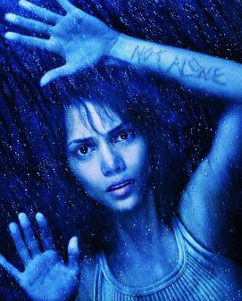 HalleBerry_Gothika_71161_1_crop.jpg