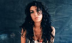 0212_amy_winehouse.jpg