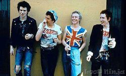 131773_normal_63820_sex_pistols_glen_matlock_is_az1.jpg