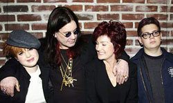 133839_normal_64508_osbourne_ek_visszater1.jpg