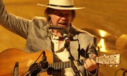 134183_normal_64630_neil_young__borult_a_1.jpg