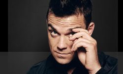 135139_normal_64912_robbie_williams_munka1.jpg