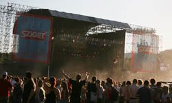 FIMA_Sziget20080813_064_nagyszinpad_x.jpg