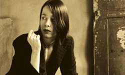 146690_normal_69027_suzannevega1.jpg