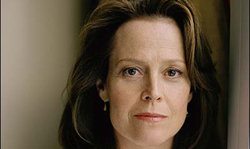 148912_normal_69953_sigourney_weaver_viss1.jpg