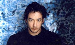 149482_normal_70076_john_cusack_masik_ele1.jpg