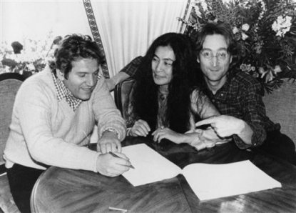 allenklein_yokoono_johnlennon_bydaylifecom.jpg