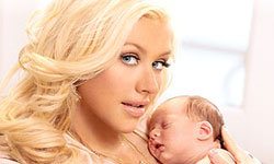 150879_normal_70544_christina_aguilera1.jpg