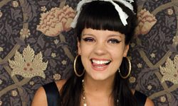 150498_normal_lily_allen.jpg