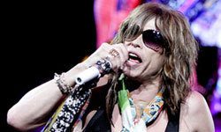 153082_normal_71356_aerosmith_turne_lefujva1.jpg