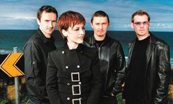 153735_normal_71615_the_cranberries_ujra_koncertezik1.jpg