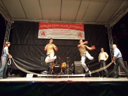 birlaktancklub_hunkundance_promo.jpg