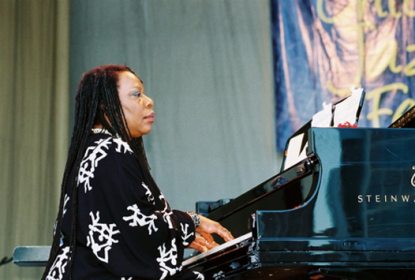 aminaclaudinemyers-byjazzchicagonet.jpg