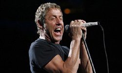 160616_normal_74305_roger_daltrey_konyvet1.jpg