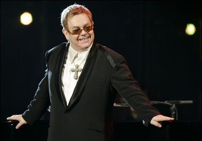 eltonjohn_est_hu.jpg