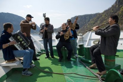 danube_musicians_kicsi.jpg