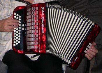 handharmonika_by_wikipedia_org.jpg