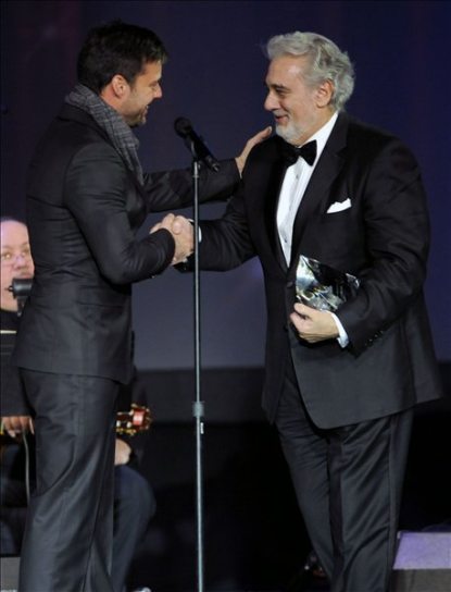 rickymartin_placidodomingo_evembere_latingrammyk__ap20101111063.jpg