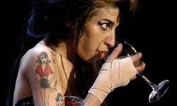 AmyWINEHOUSE_K_EPA20080531018_x.jpg