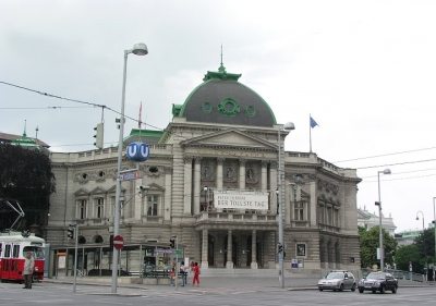 Volkstheater2.jpg