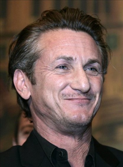 SeanPenn_K_EPA20100220051.jpg