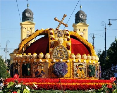 Viragkarneval_Debrecen_DVETT20080820010.jpg