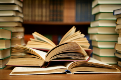 stack_of_books_700x466.png