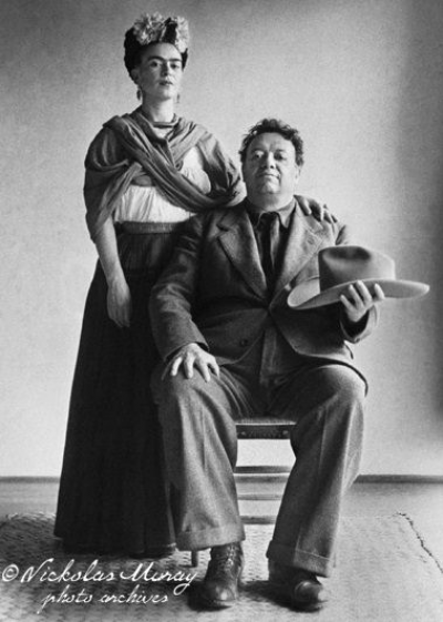 frida_and_diego_with_hat_400x561.png