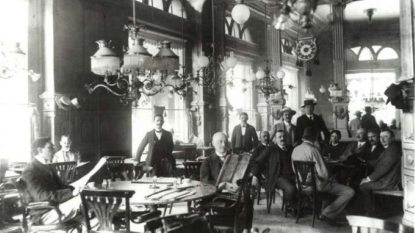A-Centrál-Kávéház-az-1900-as-évek-elején-R.jpg