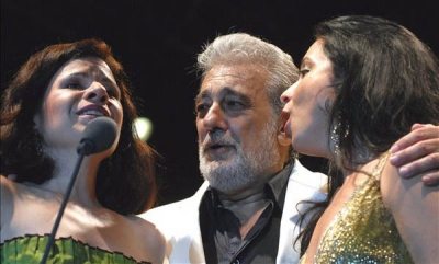 PlacidoDomingo_Pecs_AnaMariaMartinez_RossanaPotenza_DPECS20080803010.jpg