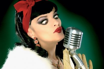 ninahagen.jpg