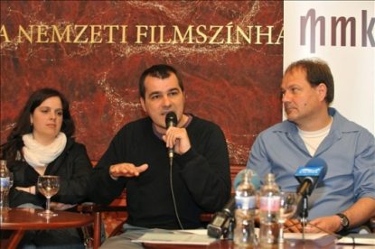 magyarfilmekcannes-ban_petranyiviktoria_mundruczokornel_korosizoltan_d_sos20100510006.jpg