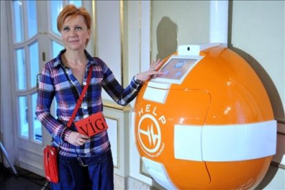 vigszinhaz_defibrillator_eszenyieniko_d_sos20100602004.jpg