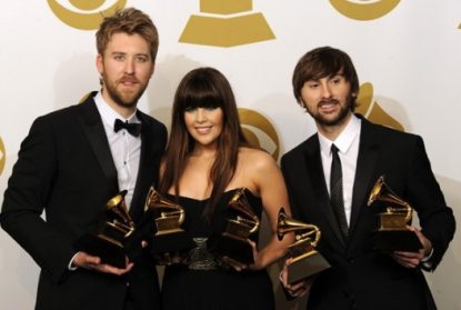 ladyantebellum_k_epa20110214004.jpg