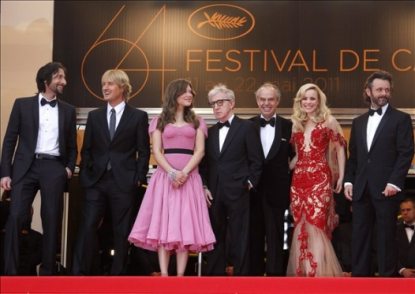 woodyallen_midnightinpariscsapat_cannes_k_epa20110511118.jpg