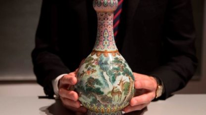 The-Lost-Imperial-Chinese-Vase-Found-in-a-French-Attic-R.jpg