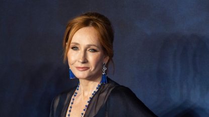 jkrowling1024-1-e1600937417252.jpg