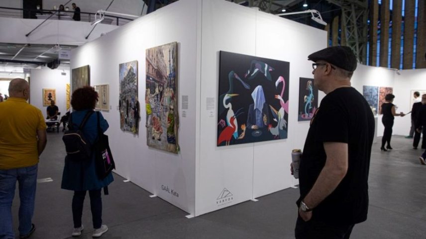 Art-Market-2019-R.jpg