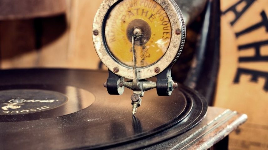 gramofon.jpg