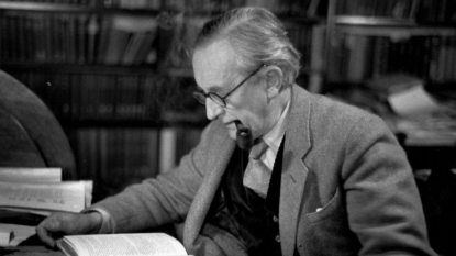1956-Tolkien-in-his-study-as-a-Fellow-at-Oxfords-Merton-College-on-December-2-1955-14-e1616685457319.jpg