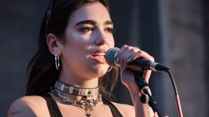 Dua_Lipa_04-19-2017_-16_33970014540-e1617269440278.jpeg