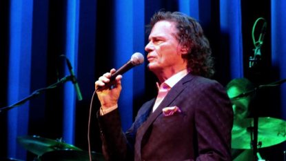 B_J_Thomas_Dec_2012-R.jpg