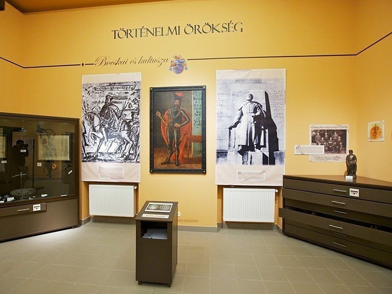 Fejedelmi-kincstárat-avattak-a-hajdúszoboszlói-Bocskai-Múzeumban.jpg