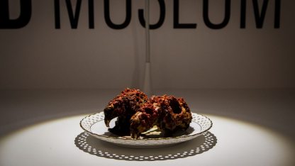 Disgusting-Food-Museum-Spicy-rabbit-heads-1-950.jpg